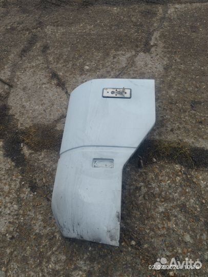 Угол передний Рено Магнум