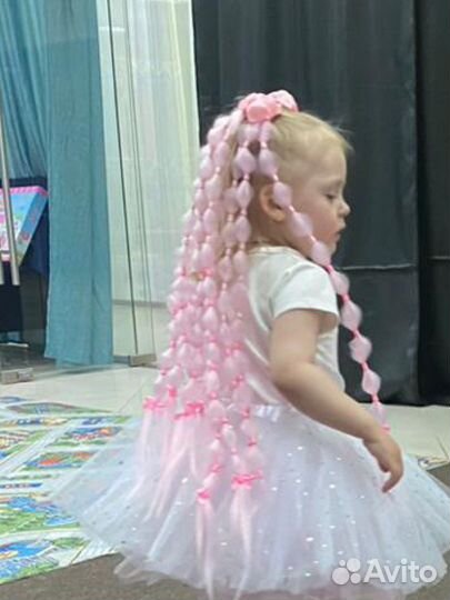 Пряди на заколках