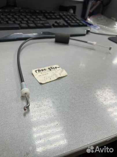 Трос открывания двери mercedes w638 v-class