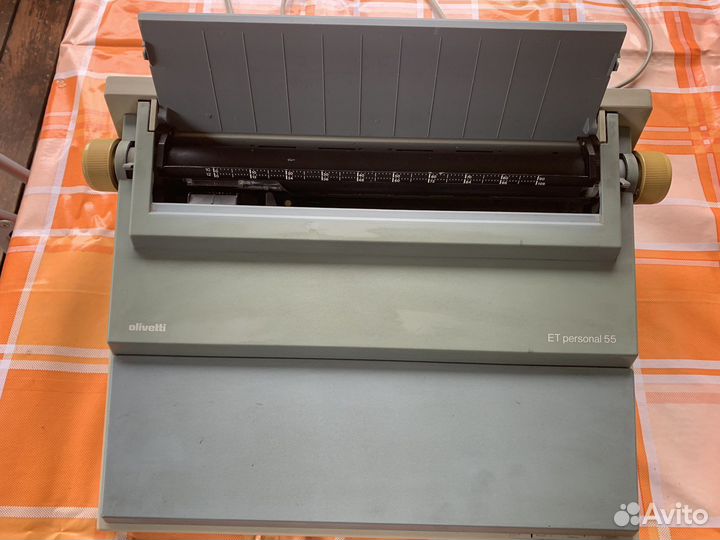 Пишущая машинка Olivetti