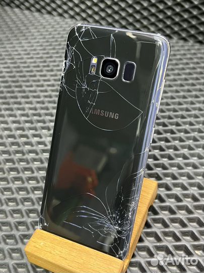 Samsung Galaxy S8, 4/64 ГБ