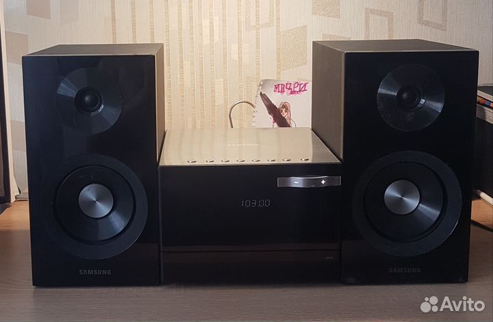 Музыкальный центр samsung
