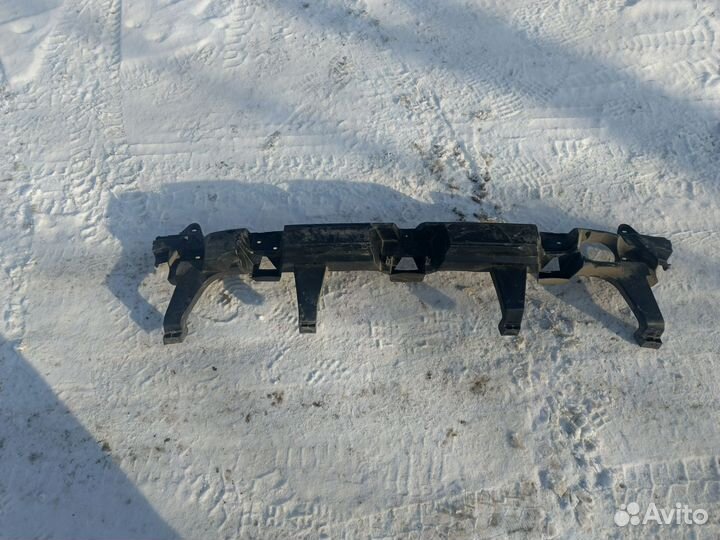 Усилитель заднего бампера рено дастер 2. 2021 год