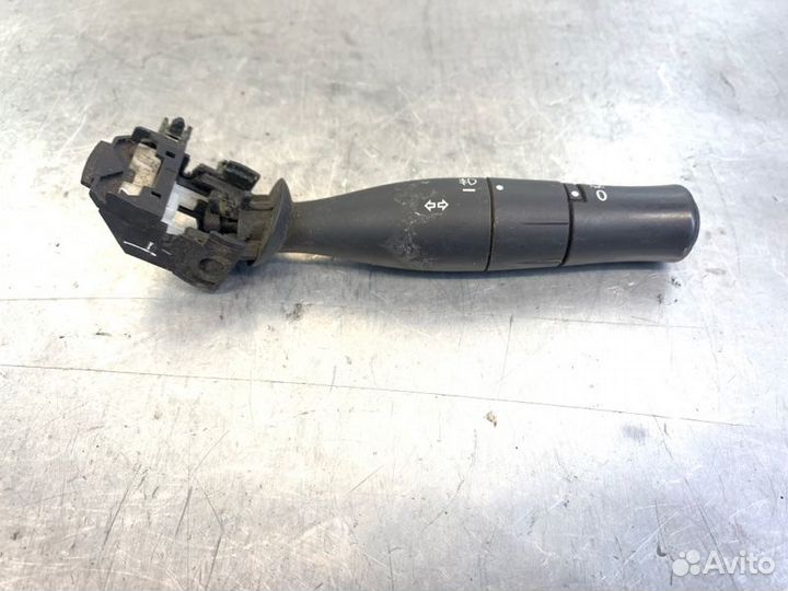 Переключатель поворотов Renault Megane BM 2002