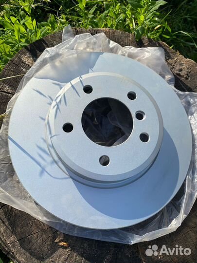 Тормозные диски вентилируемые Delphi BG3527C