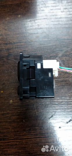 Блок управления зеркалами Toyota Land Cruiser