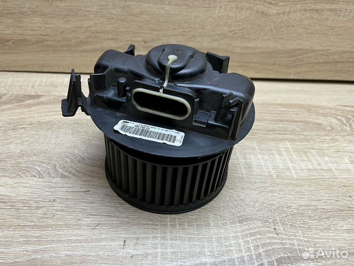 Моторчик отопителя Renault Logan 1 2005-2014г