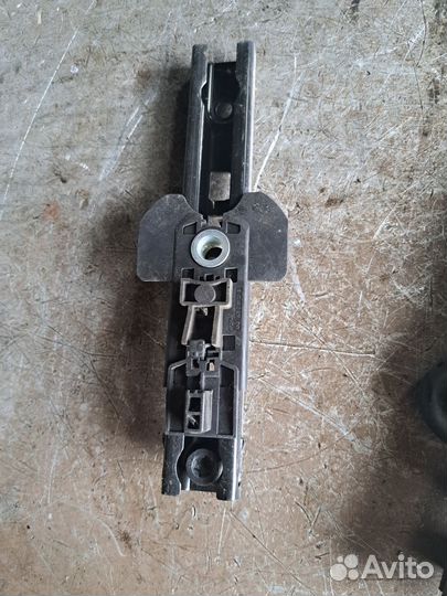 Механизм регулировки ремня Ford Mondeo