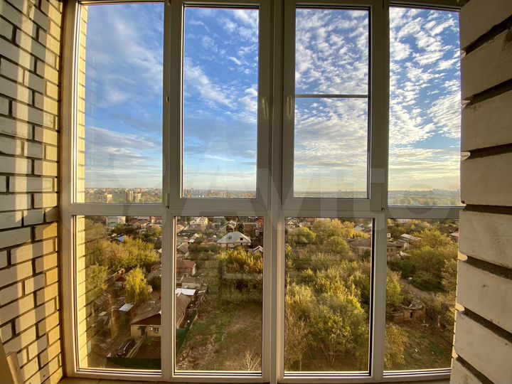 2-к. квартира, 57 м², 10/14 эт.