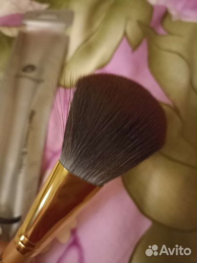 Кисти для макияжа