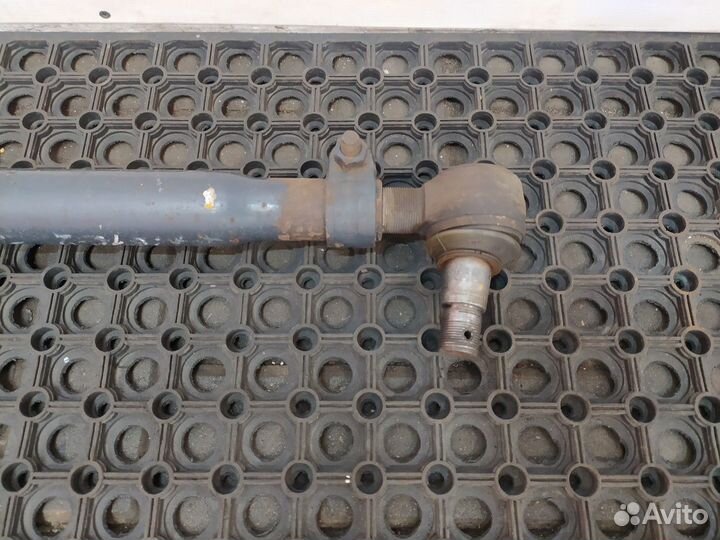 Тяга рулевая поперечная