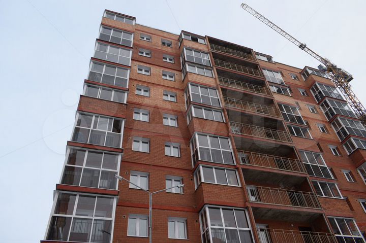 2-к. квартира, 45 м², 2/10 эт.