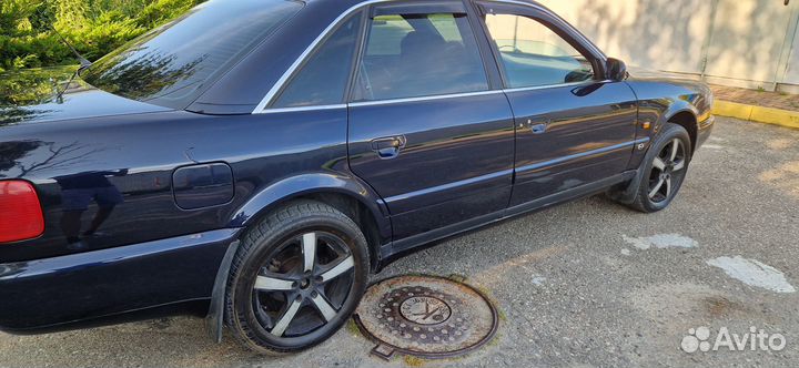 Audi A6 2.6 МТ, 1996, 400 000 км