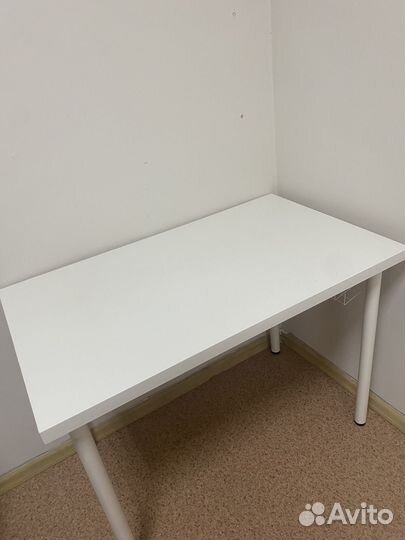 Письменный стол IKEA