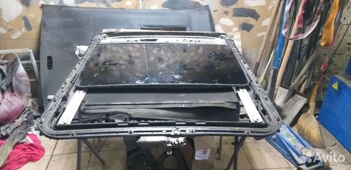 Люк в сборе е210 рабочий