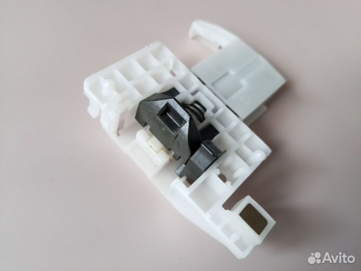 Замок двери посудомоечной машины Bosch