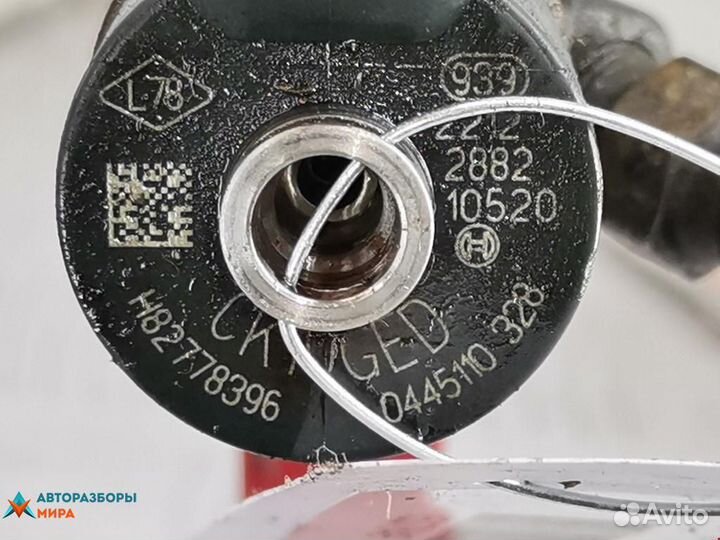 Форсунка Renault Megane 2 рест. 2011 8200784019