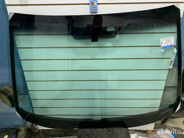 Лобовое стекло Хонда Аккорд