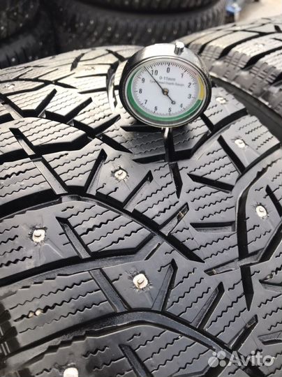 Bridgestone Blizzak Spike-02 225/55 R17