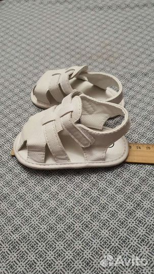 3 пары обуви для малыша