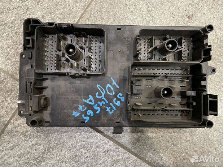 Блок предохранителей Chevrolet Cruze