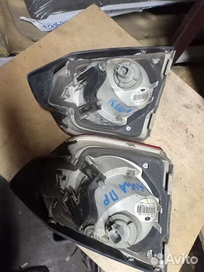 Фонари крышки багажника Ford Kuga 1 2008гв