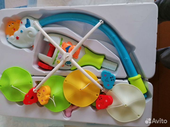 Мобиль на детскую кроватку