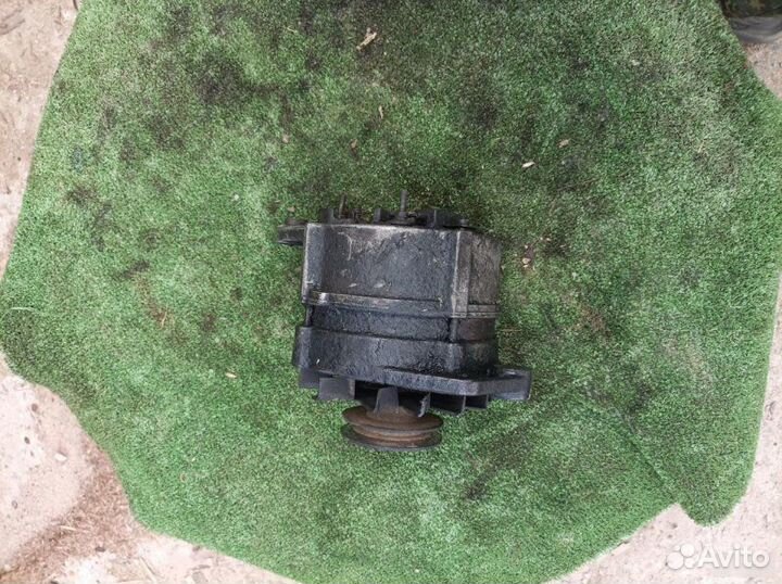 Генератор Volkswagen Transporter T4 1992