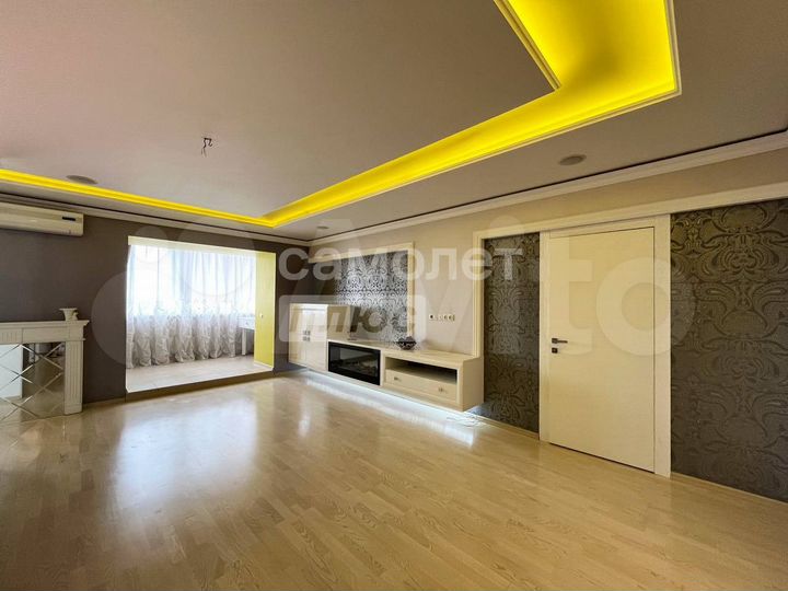 2-к. квартира, 71,4 м², 10/10 эт.