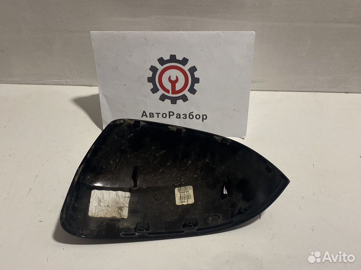 Колпак зеркала бмв