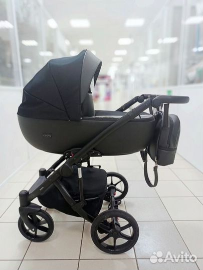 Коляска Bexa AIR 2 в 1 в черном цвете