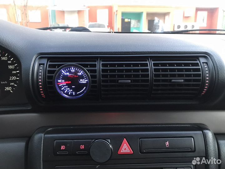 Дефлектор с датчиком наддува audi A4 B5