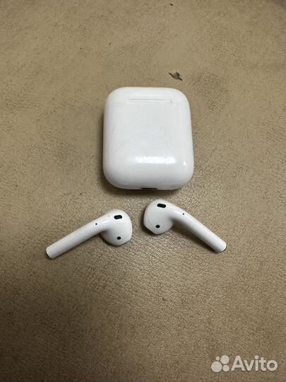 Apple airpods 1