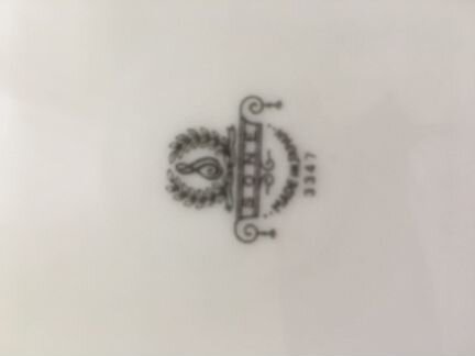 Столовый сервиз на 12 персон