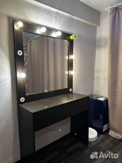 Гримерное зеркало