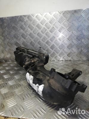 Впускной коллектор бензиновый BMW 7 F01 (1BA12C602