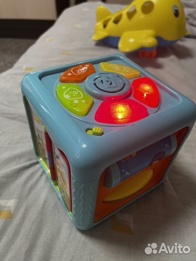 Развивающий кубик fisher price