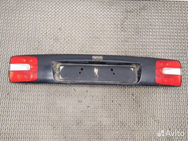 Накладка под номер Volvo V40 рест. 2002