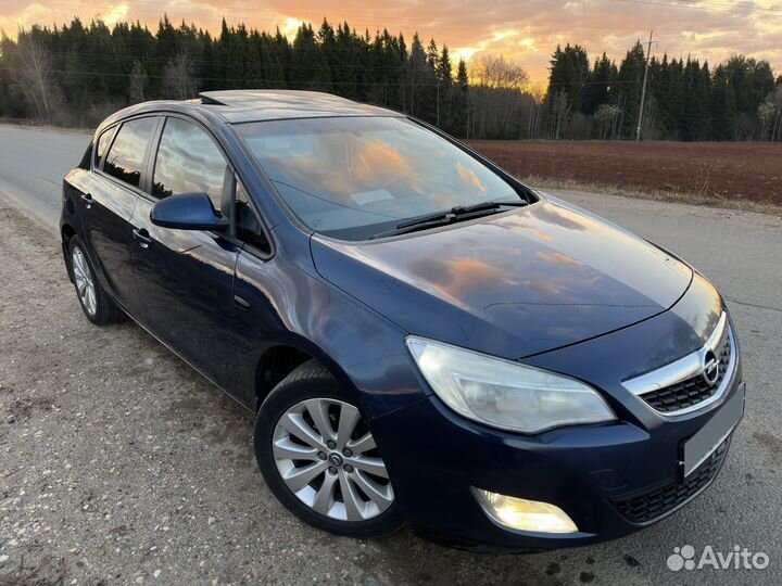 Opel Astra 1.4 AT, 2011, 170 000 км