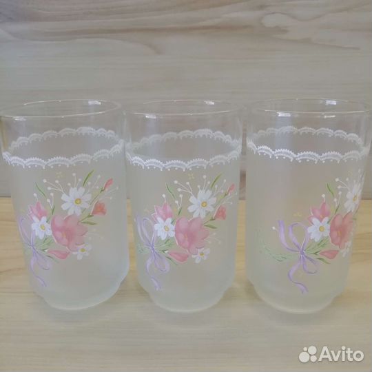 Стеклянные стаканы