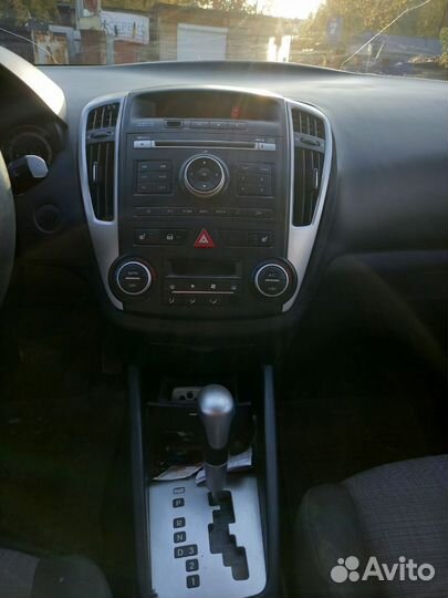 Kia Ceed 1.6 AT, 2011, 260 000 км