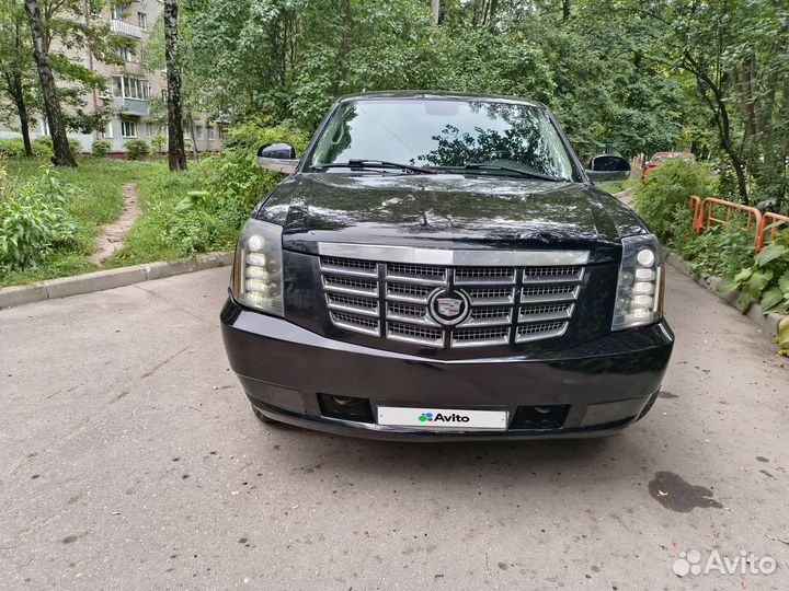 Cadillac Escalade AT, 2007, 250 000 км