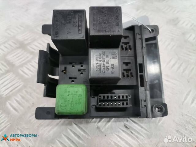 Блок реле Opel Omega A рест. 1994