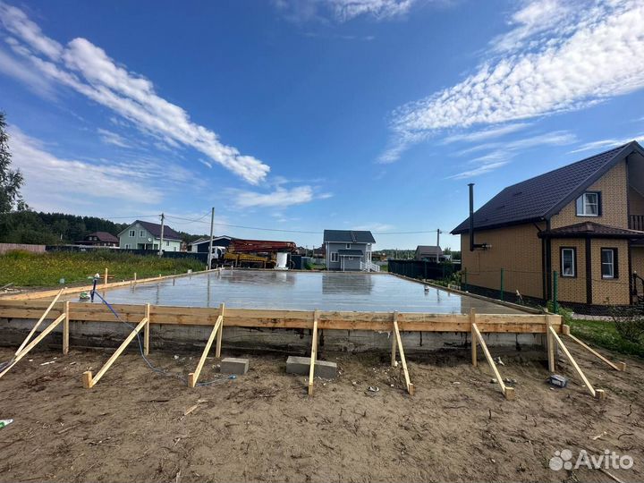 Фундамент, заливка фундамента, отмостка