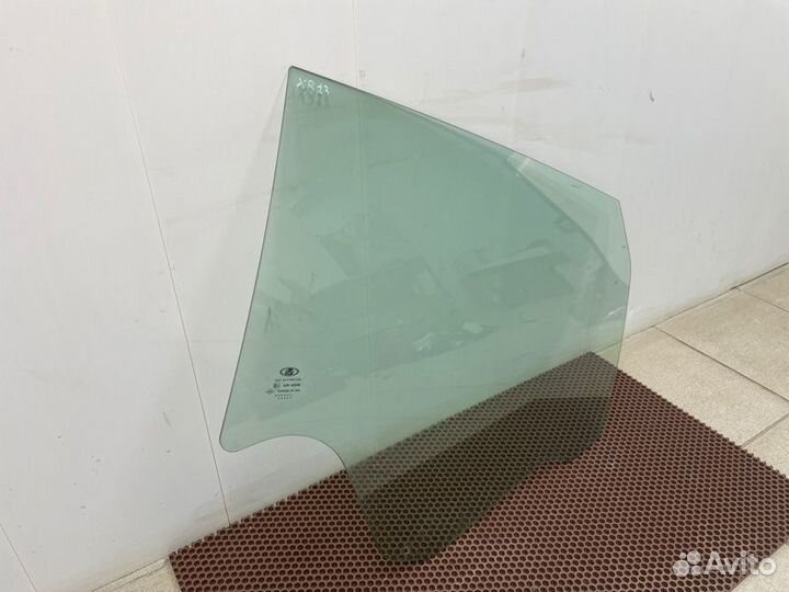 Стекло двери заднее левое LADA X-Ray Cross