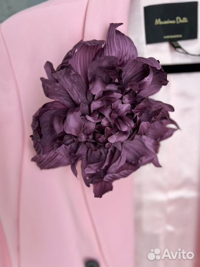 Брошь цветок из шелка