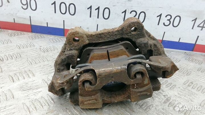 Суппорт задний правый Jeep Grand Cherokee WK2 2011