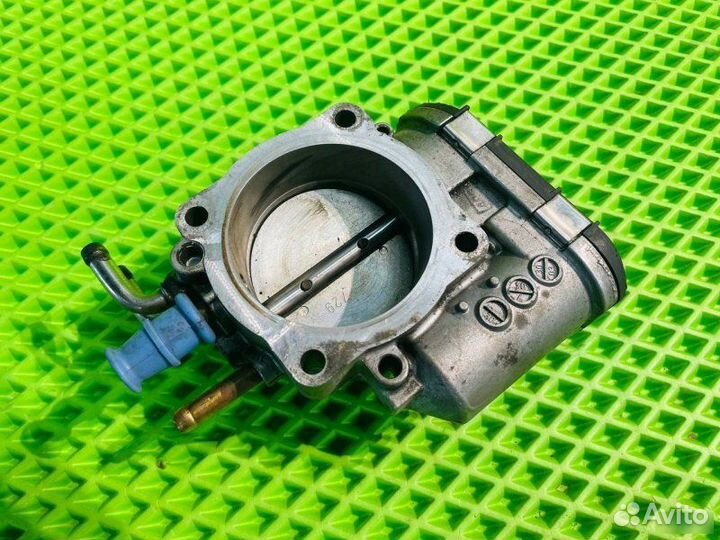 Дроссельная заслонка Audi A6 C6 2006