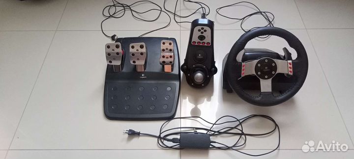 Руль Logitech g27