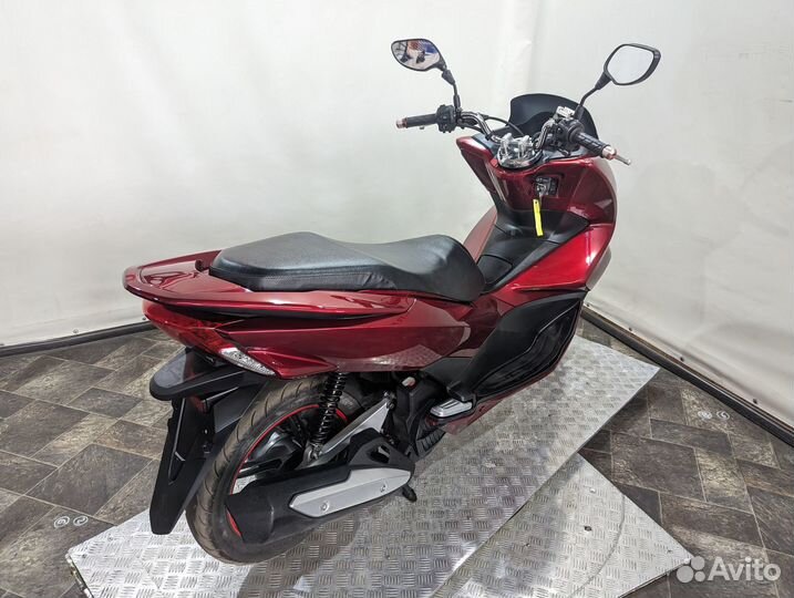 Скутер Honda PCX 125
